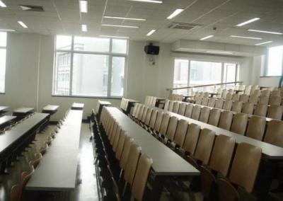 天柱中等职业技术学校阶梯教室